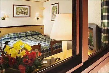 Hotell Campanile Sud - Chr 3*