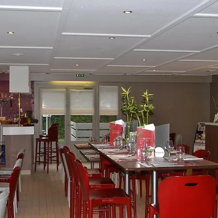 Hotell Campanile Sud - Chr 3*