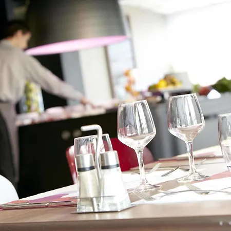 Hotell Campanile Sud - Chr