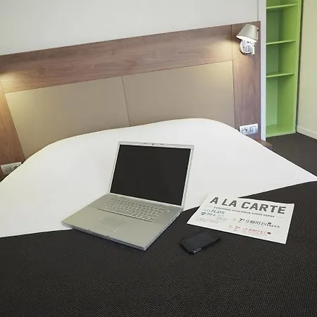 Campanile Sud - Chr 3* Lille