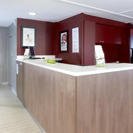 Hotel Campanile Sud - Chr 3*