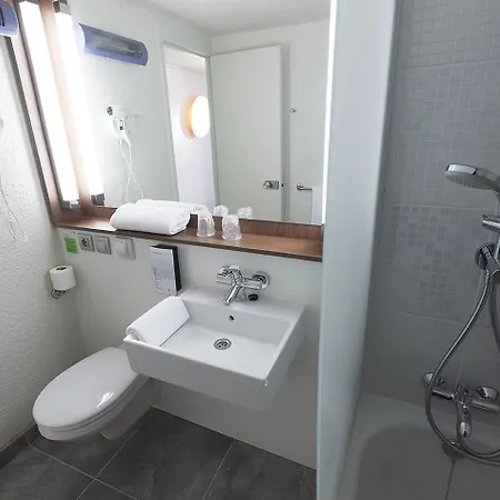 Campanile Sud - Chr 3* Lille