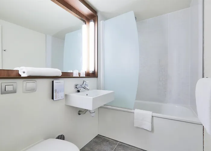 Campanile Sud - Chr Hotel Lilla