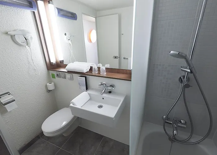 Campanile Sud - Chr 3* Lilla