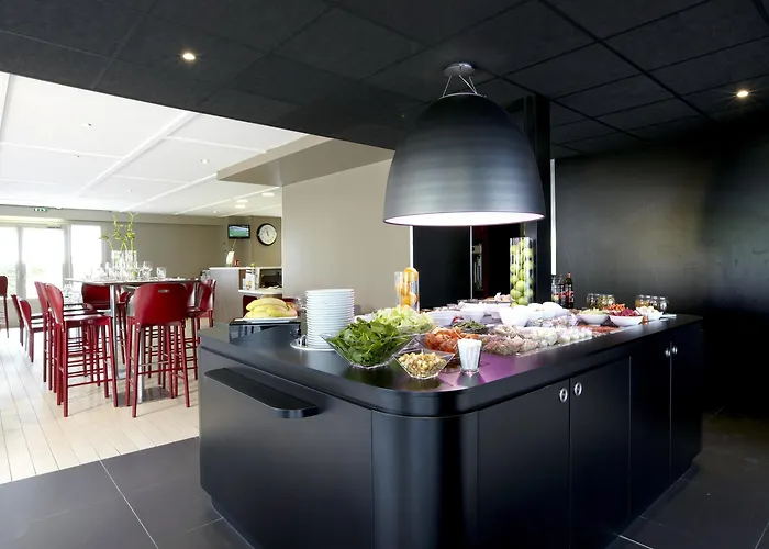 Hotel Campanile Sud - Chr 3*